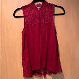 Open back, lace, very detailed shirt/tank